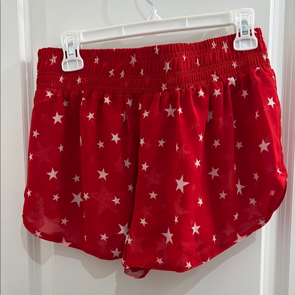 Show me your Mumu Red star shorts - Picture 3 of 3